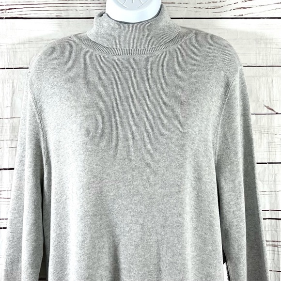 Chico’s Women’s Turtleneck Sweater Gray Size 3 - Picture 2 of 11